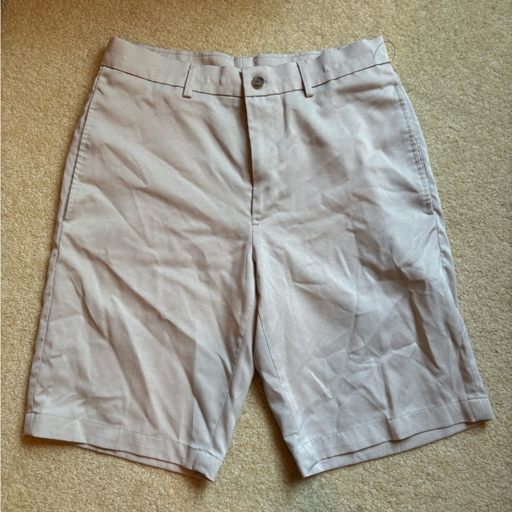 Walter Hagen Tan Flat Front Shorts